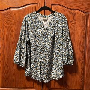 Floral St. John’s Bay Top